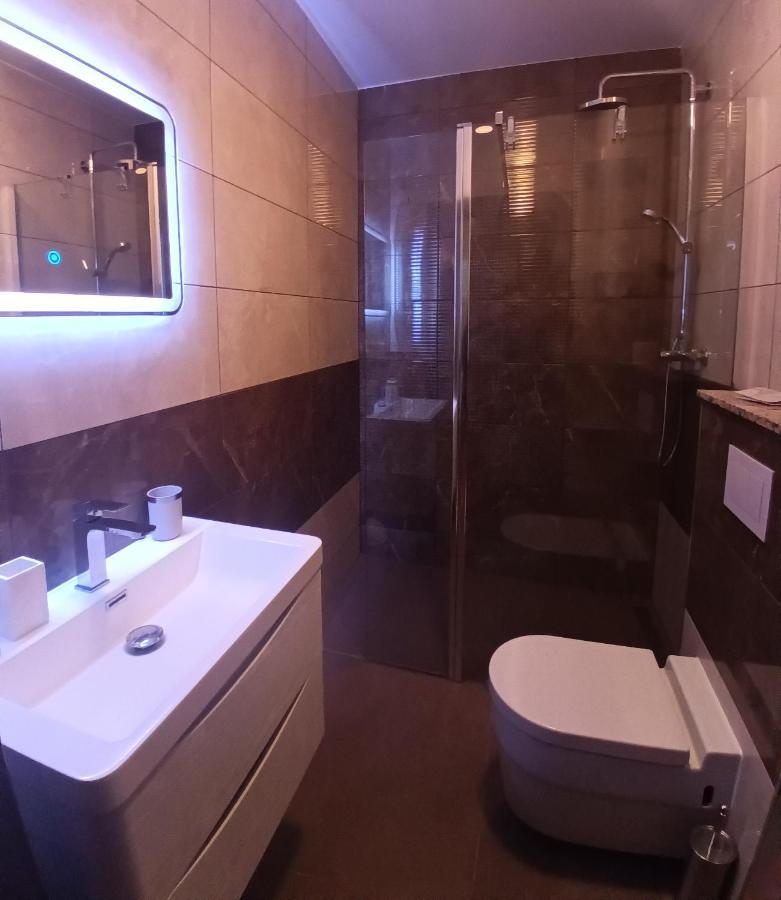 Searenity Pool Suite - Seafront Krmpote-Vodice Екстериор снимка
